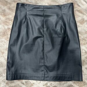 H&M Elegant Black Faux Leather Mini Skirt